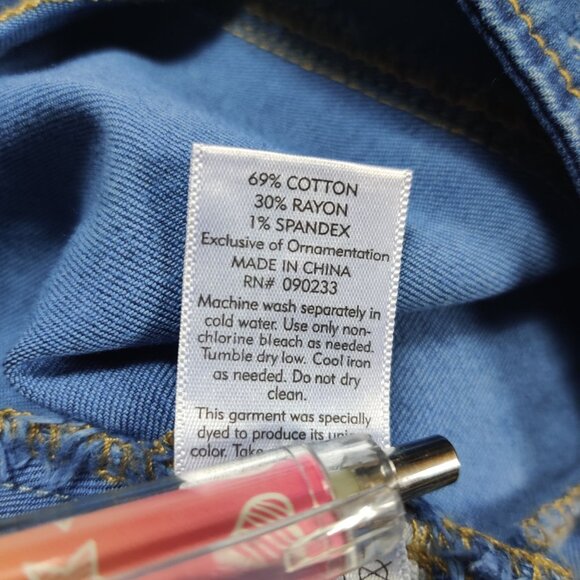 PacSun Size 25 Denim Mini Skirt Snap Front Blue Embroidered Floral Roses Y2K - Picture 6 of 9